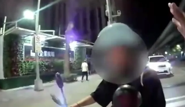 羅女一度心虛說在講電話。翻攝畫面