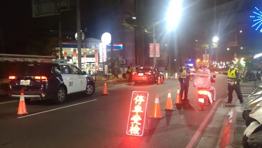 三重警偕環保局、監理站強力執法 2天攔查舉發67件