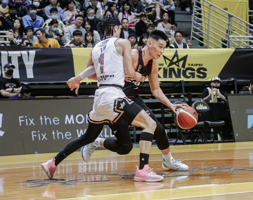 林書豪連2戰大三元！鋼鐵人8連勝卻喊停　國王例行賽封王