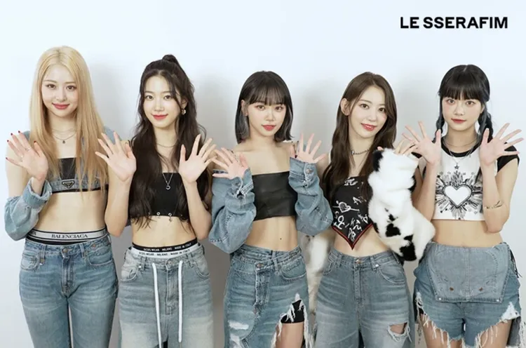 LE SSERAFIM取消今天《認識的哥哥》錄製上班路拍攝。翻攝LE SSERAFIM推特