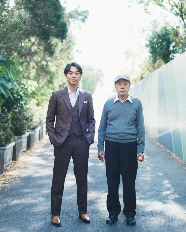 Sam透露父親生前是西裝裁縫師。翻攝Sam臉書