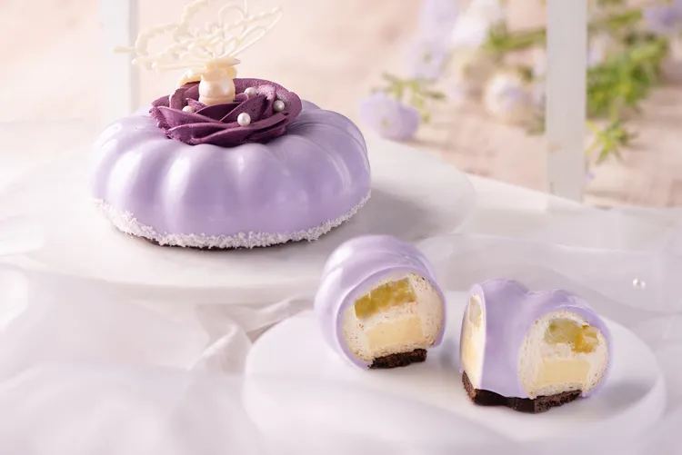 礁溪寒沐酒店「馨漾采蝶」母親節限定法式慕斯蛋糕。業者提供