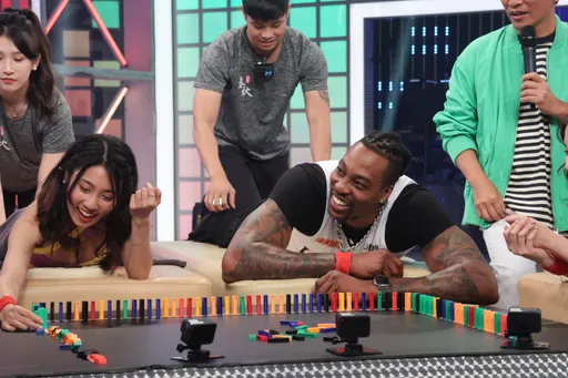 魔獸踢館《大熱門》忘了跟白靈約會 吳宗憲開黃腔跟球星比大小