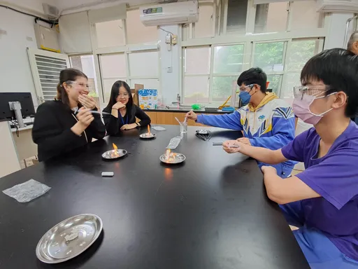 泰國師生體驗金山自然文化 惡補泰文!高中生用ChatGPT搭起語言橋梁