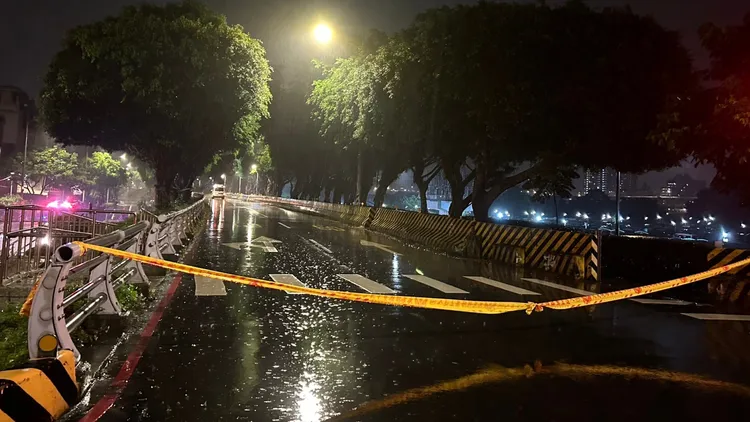 警方拉起封鎖線。永和警分局提供