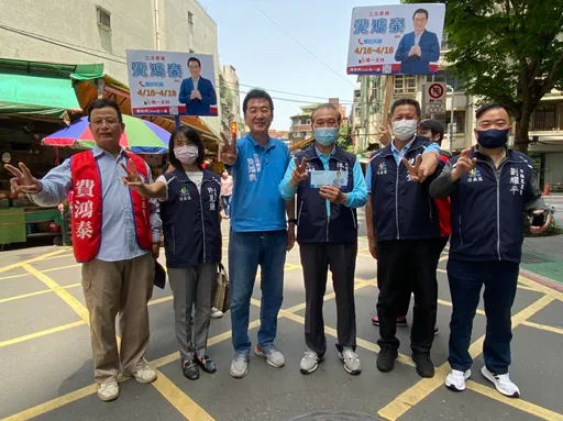 芯費大戰迎終章？今晚6點開始民調　費鴻泰這樣喊話徐巧芯