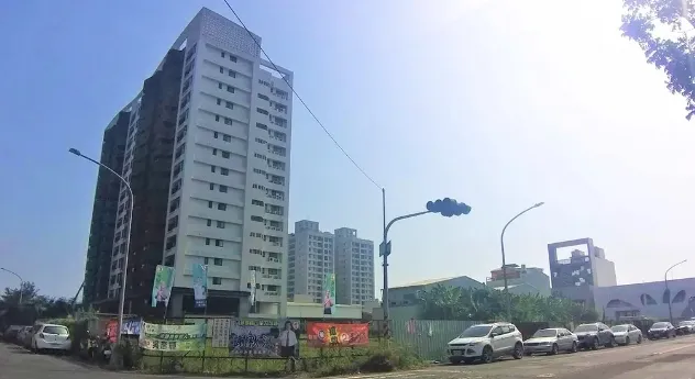 都市建設以超高地價購置土地，未來房價每坪上看35萬元。葉家銘攝