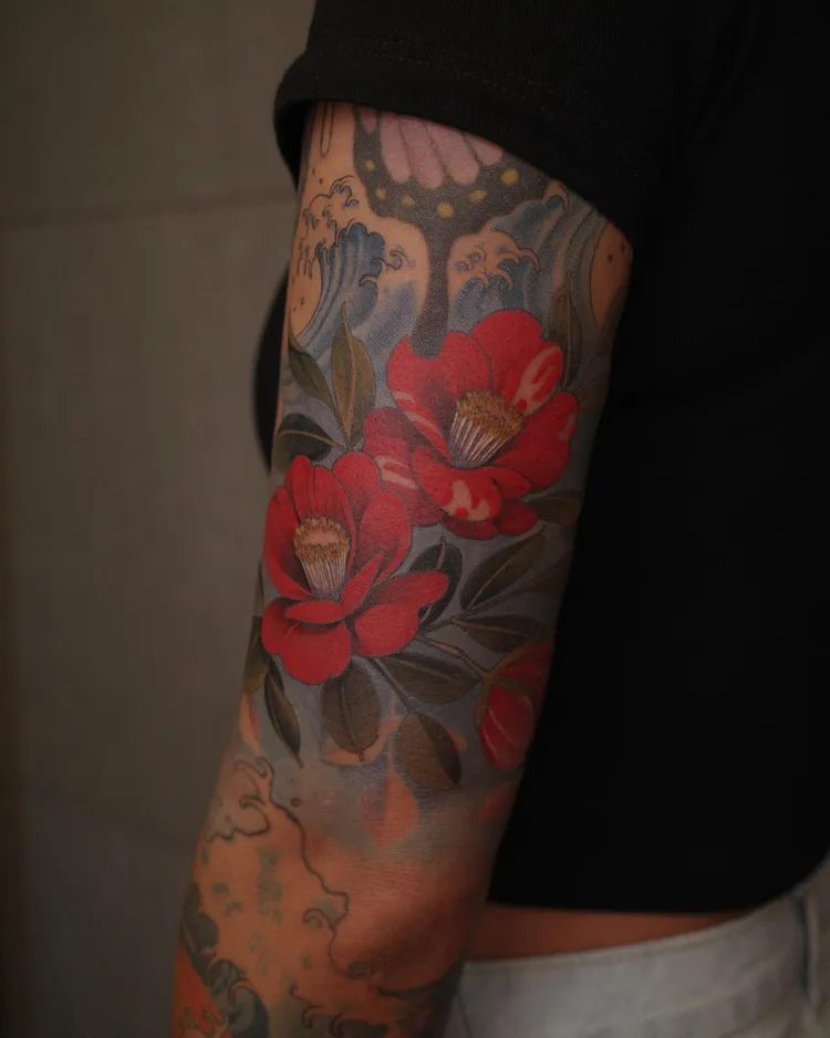 梁云菲嚮往樁花墜地時的壯烈。翻攝梁云菲臉書