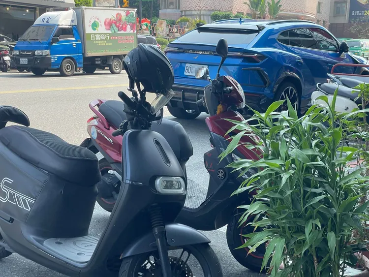 翻攝自臉書「翻轉國道交通違規」