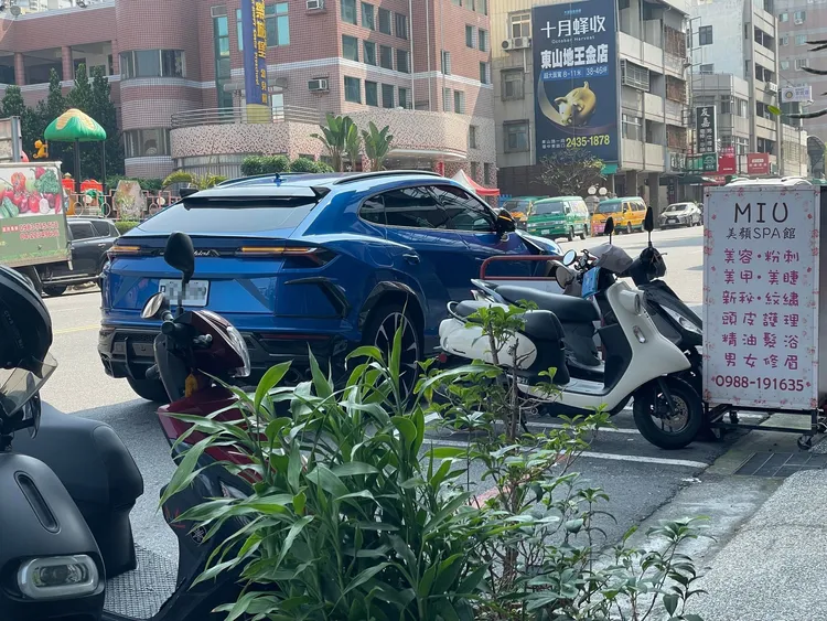 翻攝自臉書「翻轉國道交通違規」