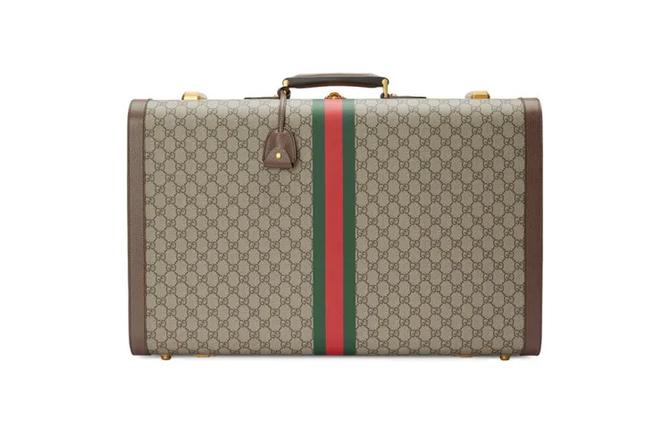 棕色GG提花行旅箱，23萬4500元。品牌提供