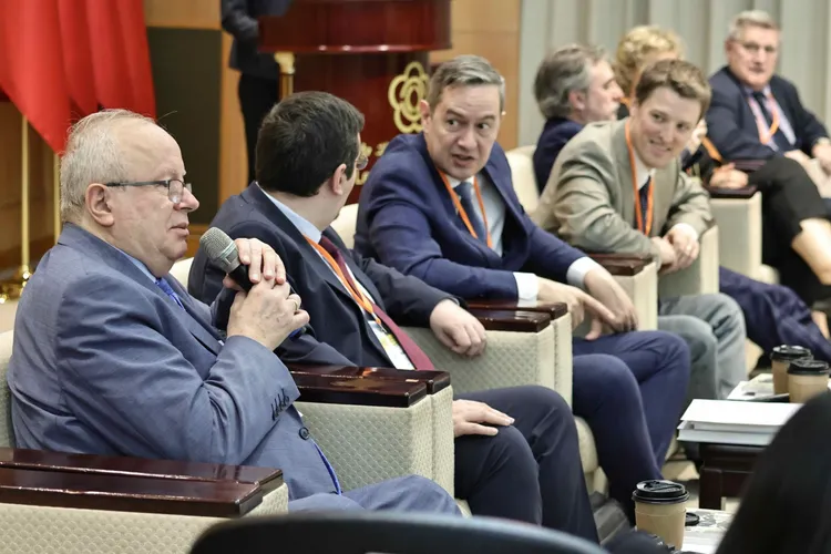 歐美人權學者來台訪問，並拜訪立法院。施昂強攝