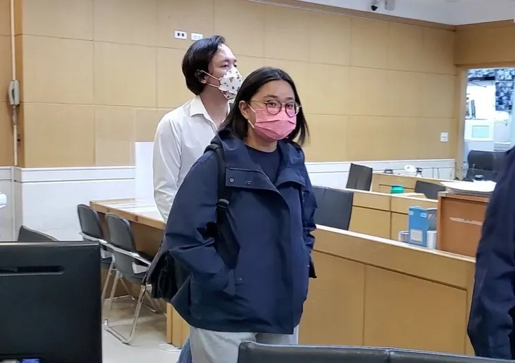 提供未經衛福部特許生產隔離衣的廠商林慕臻，交保6萬元。呂志明攝