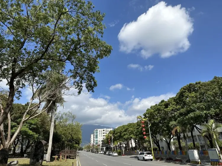 花蓮市與吉安鄉等地今早傳出4聲巨響。中央社