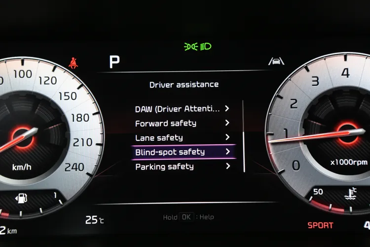 Ceed Sportswagon MHEV標配符合SAE Level 2的DRIVE WiSE智慧安全輔助系統。林浩昇攝