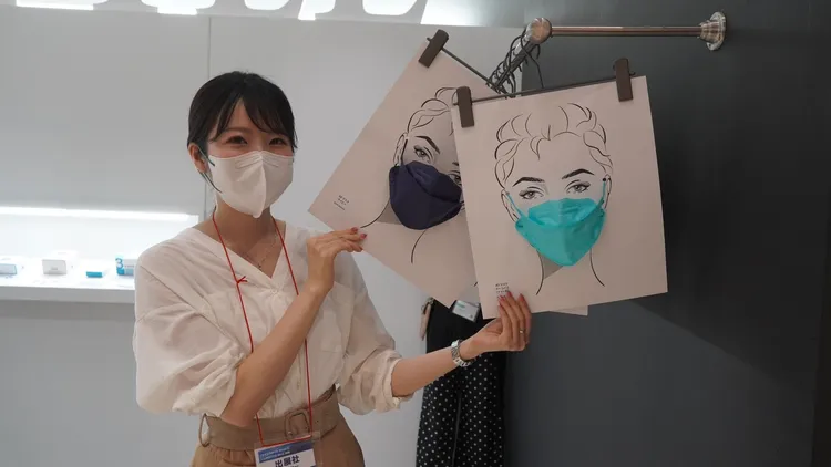 立體口罩已經成為流行配件。中衛提供