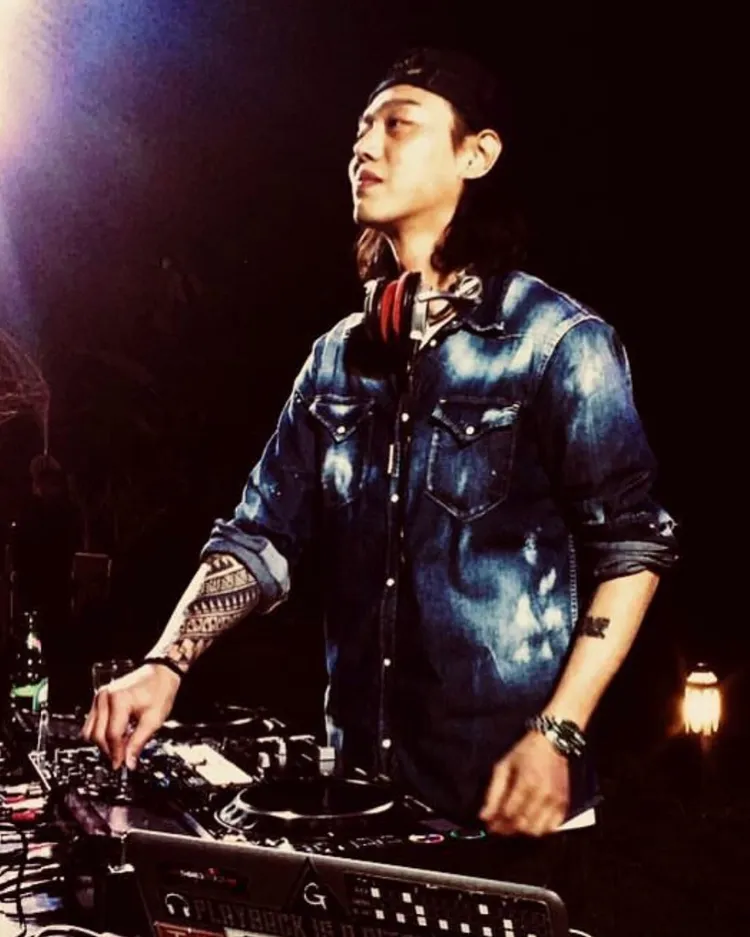 Sam大方誇女友張惠妹性感。翻攝Sam臉書