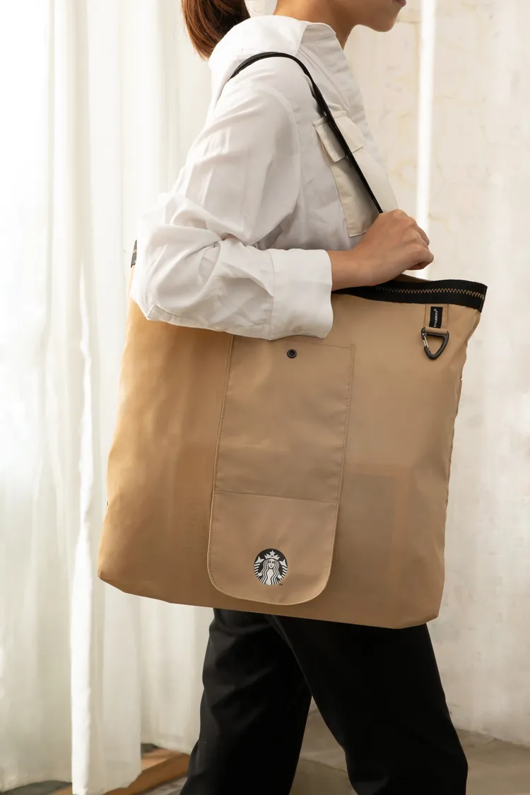 即日起金星會員專屬檔期兌換商品-咖啡生活收納提袋，兌完為止 。業者提供