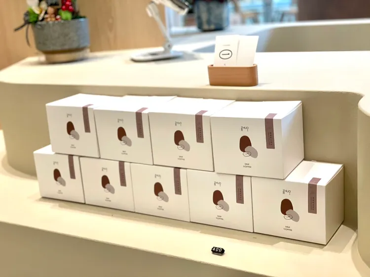 勺日咖啡店第一間百貨商場門店4/29正式對外營運。曾仲葳攝