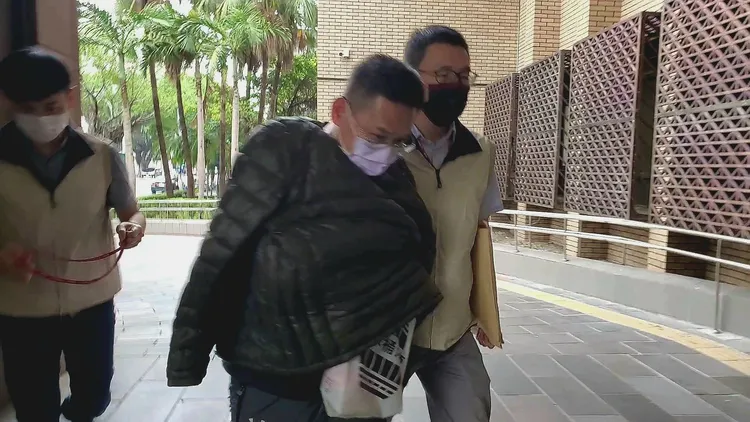 方龍乾今天中午移送北檢複訊。呂志明攝