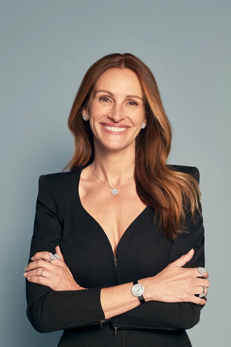 茱莉亞羅勃茲演繹蕭邦Precious Lace系列珠寶及Happy Diamonds系列腕錶。品牌提供