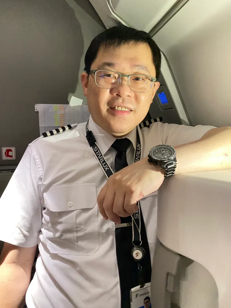 星宇董事長張國煒親駕A350客機。陳怡文攝