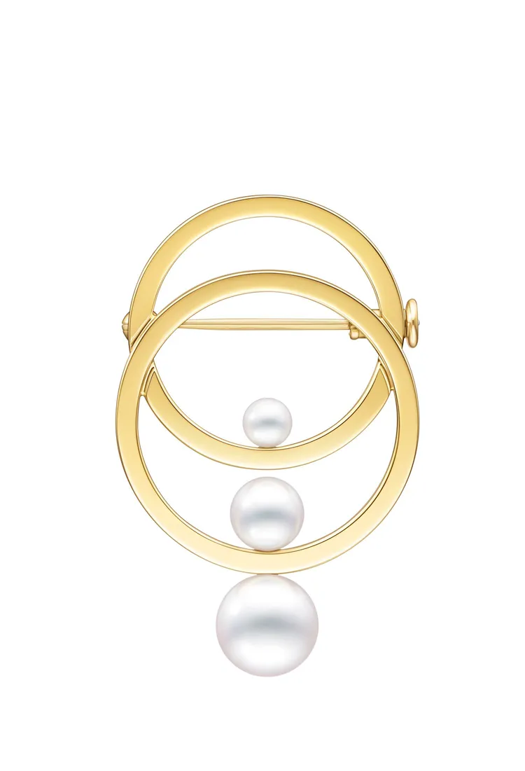 cosmic胸針，11萬5000元。品牌提供