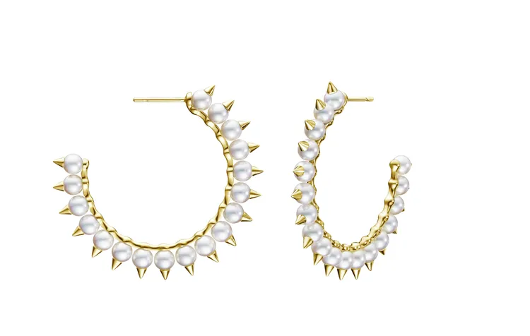 TASAKI danger tribe耳環，7萬300元。品牌提供