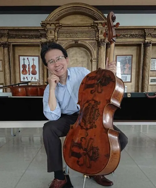 劉生容長子劉文彰在日本不僅是知名牙醫師、大提琴手，「以樂會友」與日本政界關係良好。劉文彰提供