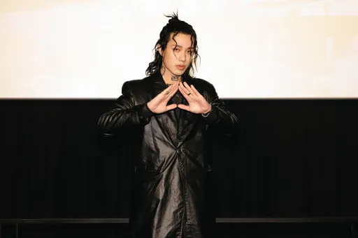 Marz23宣布混血女友懷孕 情緒低潮下不了床靠兒子拯救