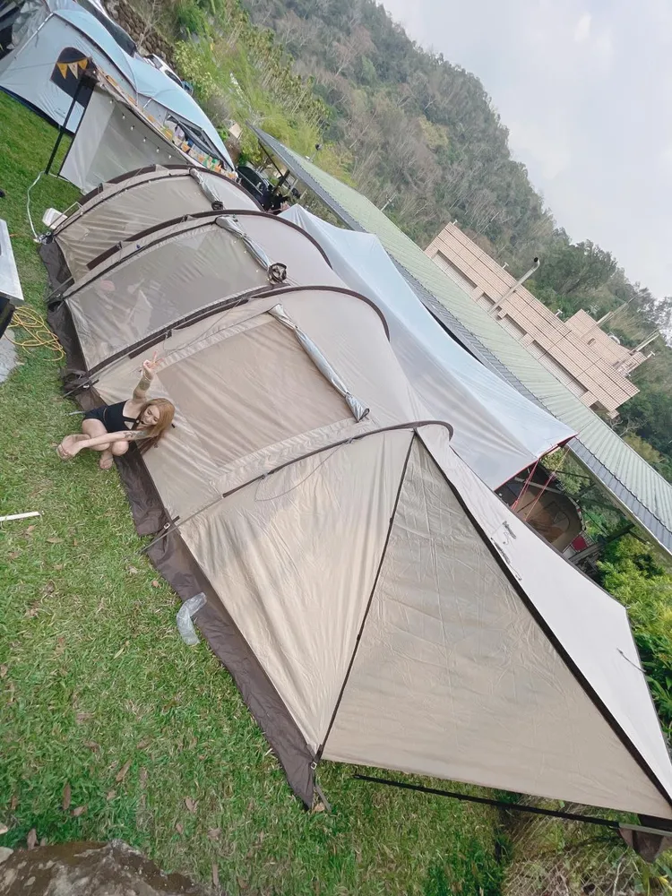 罔腰連假去露營。引自罔腰的腰 
