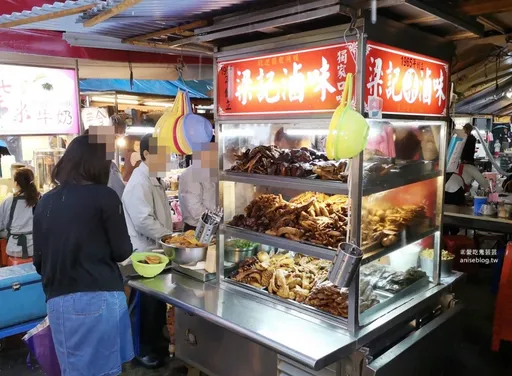 米其林滷味攤嚇壞！攤位擺金童玉女＋骨灰罈逼搬遷　惡男下場出爐