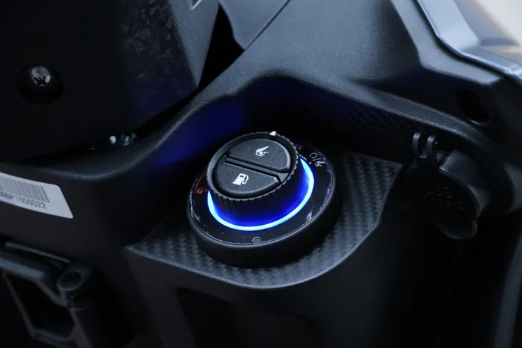 Keyless系統也是PGO TIG全車系標準配備。黃天佑攝