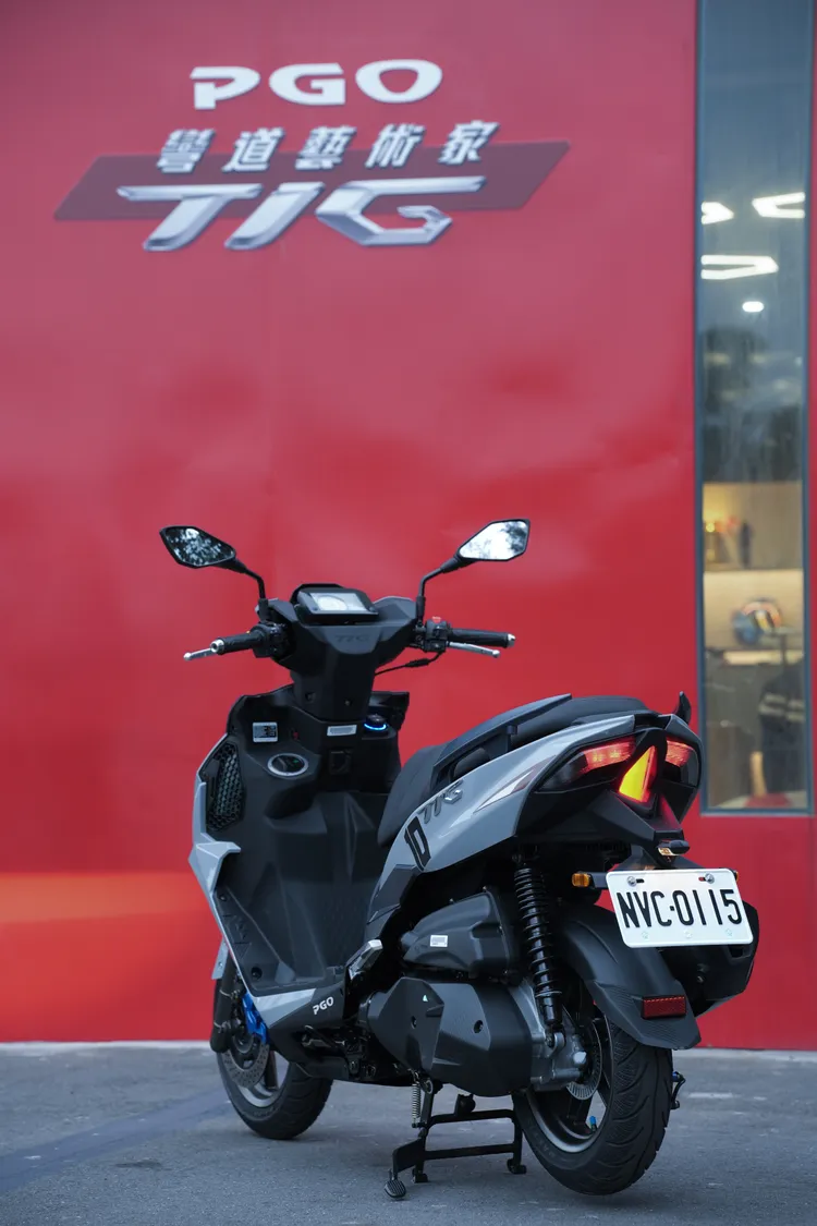 全新世代的造型語彙，強調騎乘時的空氣動力學表現，並且帶來具侵略性的運動化視覺形象。黃天佑攝