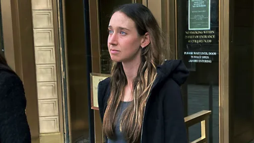 外型亮眼科技新創竟是騙子　唬爛用戶數量爽拿53億