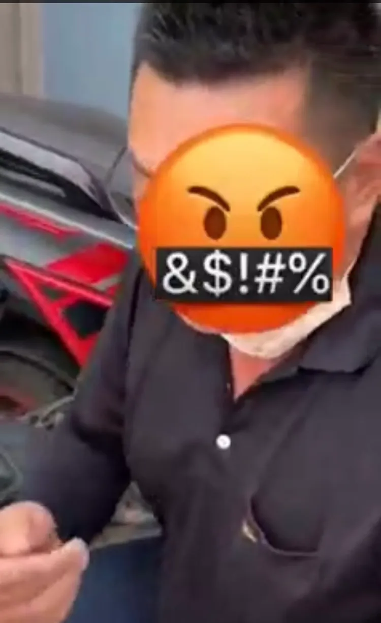 原PO說，在小琉球歸還租借機車時，因車身有刮痕被老闆（圖）要求賠整片葉子板費用。翻攝臉書爆料公社公開板