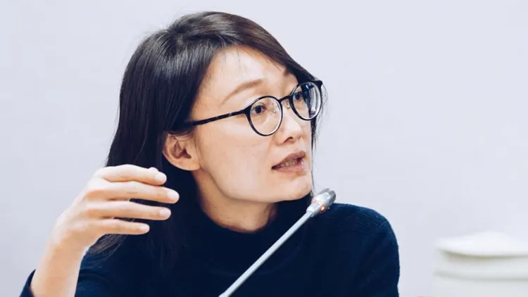 對於國民黨遭酸「仙人跳」郭台銘，藍委吳怡玎則澄清不是如此。翻攝吳怡玎臉書