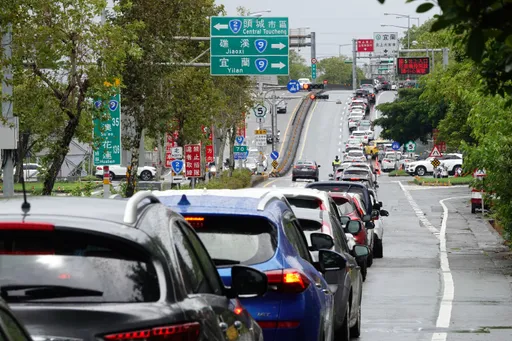 51連假第2天！估國道2處雍塞　國5午後高乘載