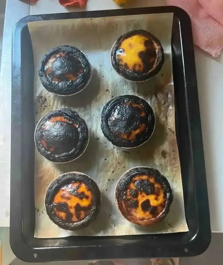 原PO貼出女友為他準備的料理，並指女友告知他要考驗他一星期，吃了就是真愛。翻攝臉書爆廢公社