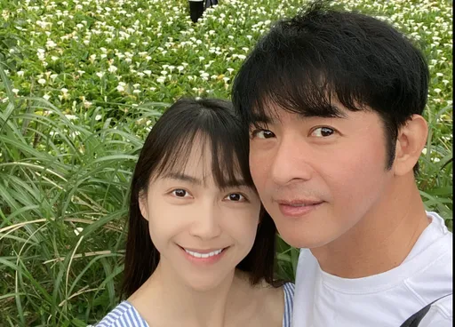 《戲說》男星「套牢」新女友兒子認可送戒指 道歉前妻陳子玄「打擾了」