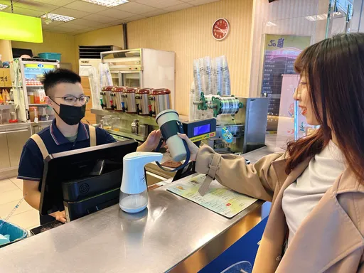 新北5/1起擴大限塑!最高可罰6000元 2704家飲料店禁用一次用塑料杯