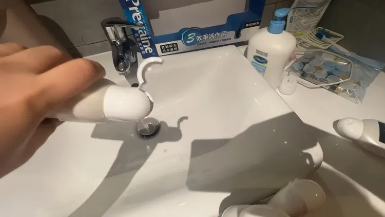 倒出來都是水。引自粉絲團《Costco好市多 商品經驗老實說》