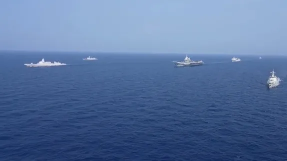 共軍公布艦隊畫面。翻攝微博