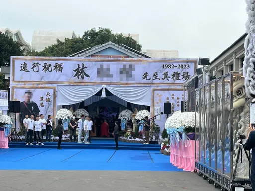 玖壹壹春風現身送別結拜二哥 超壯觀「200座米塔」驚人價格曝光