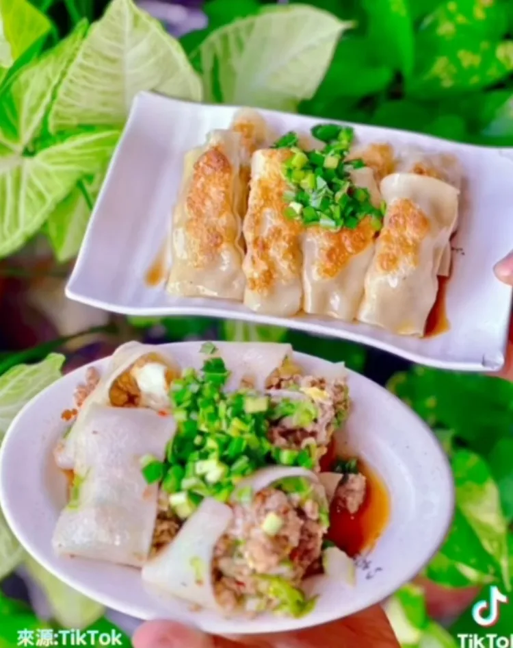 蛋餅有分兩種餅皮，一種是店家自製河粉皮，另一種是蛋餅微酥，鍋貼餡料很滿。TikTok@roseforever1  提供