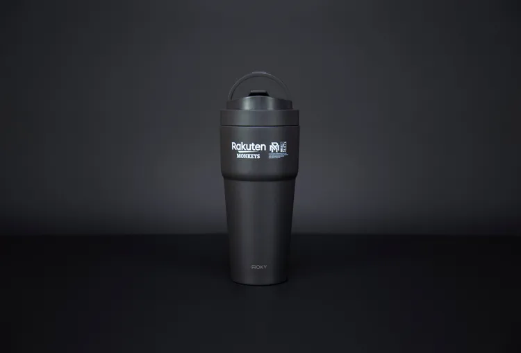 WOKY x 樂天桃猿渾圓杯聯名款「榮耀桃猿-灰墨」。業者提供