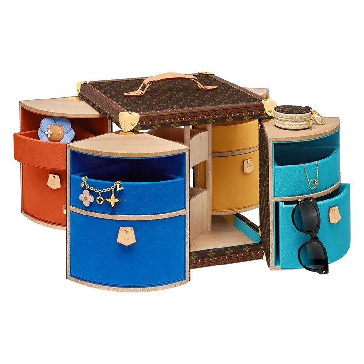 私密收納盒硬箱，145萬元。品牌提供