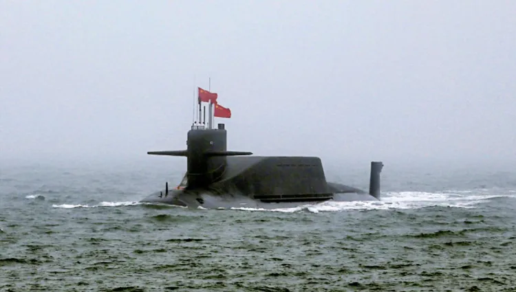 解放軍094核子潛艇能夠發射攜帶核彈頭的巨浪3型長程飛彈。資料照片