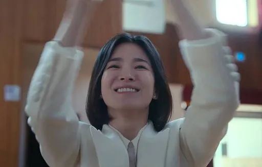 百想戲劇｜宋慧喬出道27年首奪視后！回顧演藝路及5段轟動戀情