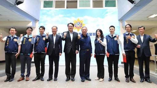 瓦解藍道集團+掃蕩竹聯幫明仁會 林右昌偕黃明昭表揚新北警